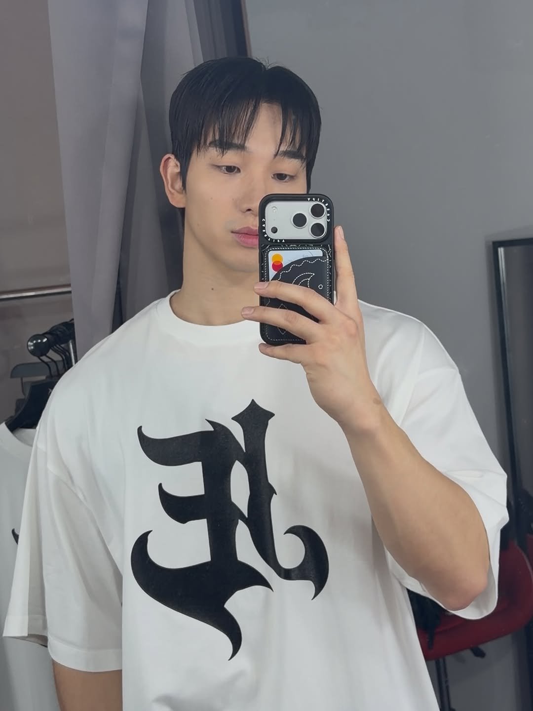l_uique 게시물 이미지: Happy monday🎞️

@jeleve_official
