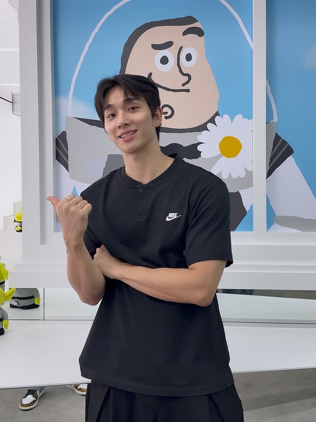 l_uique 게시물 이미지: @toystory X @peaceminusonedotcom 

토이스토리 x...