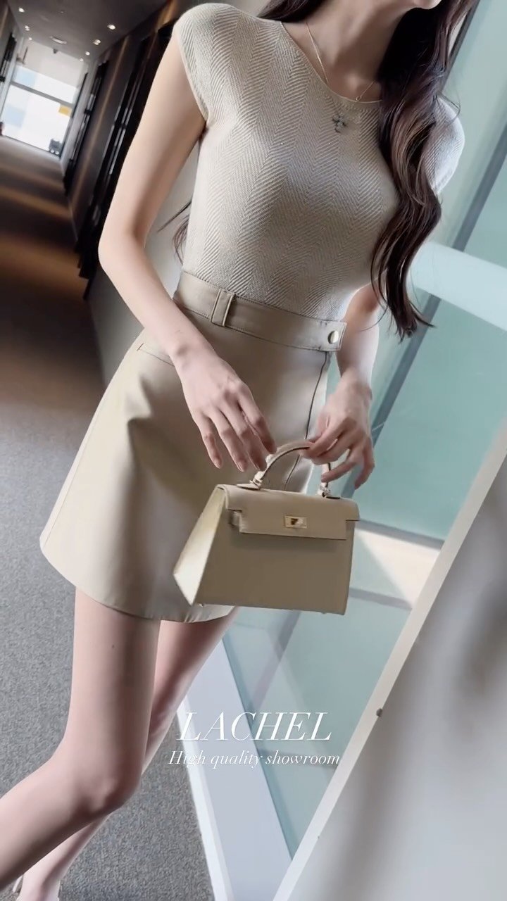 lachel_77 게시물 이미지: 𝑳𝑨𝑪𝑯𝑬𝑳🤎 𝐻𝑖𝑔ℎ 𝑞𝑢𝑎𝑙𝑖𝑡𝑦 𝑠ℎ𝑜𝑤𝑟𝑜𝑜𝑚 ✨

⠀
𖧷𝙷𝚒𝚐𝚑...