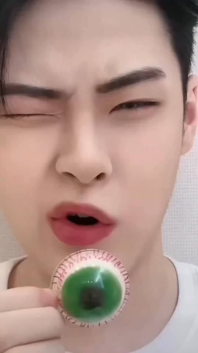 ladyhackss 게시물 이미지: 😱💚