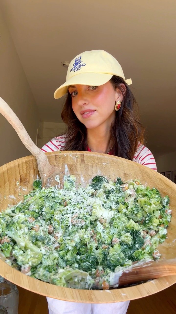 lainiecooks_ 게시물 이미지: THE summer salad 💁‍♀️ follow @lainiecooks_ ...
