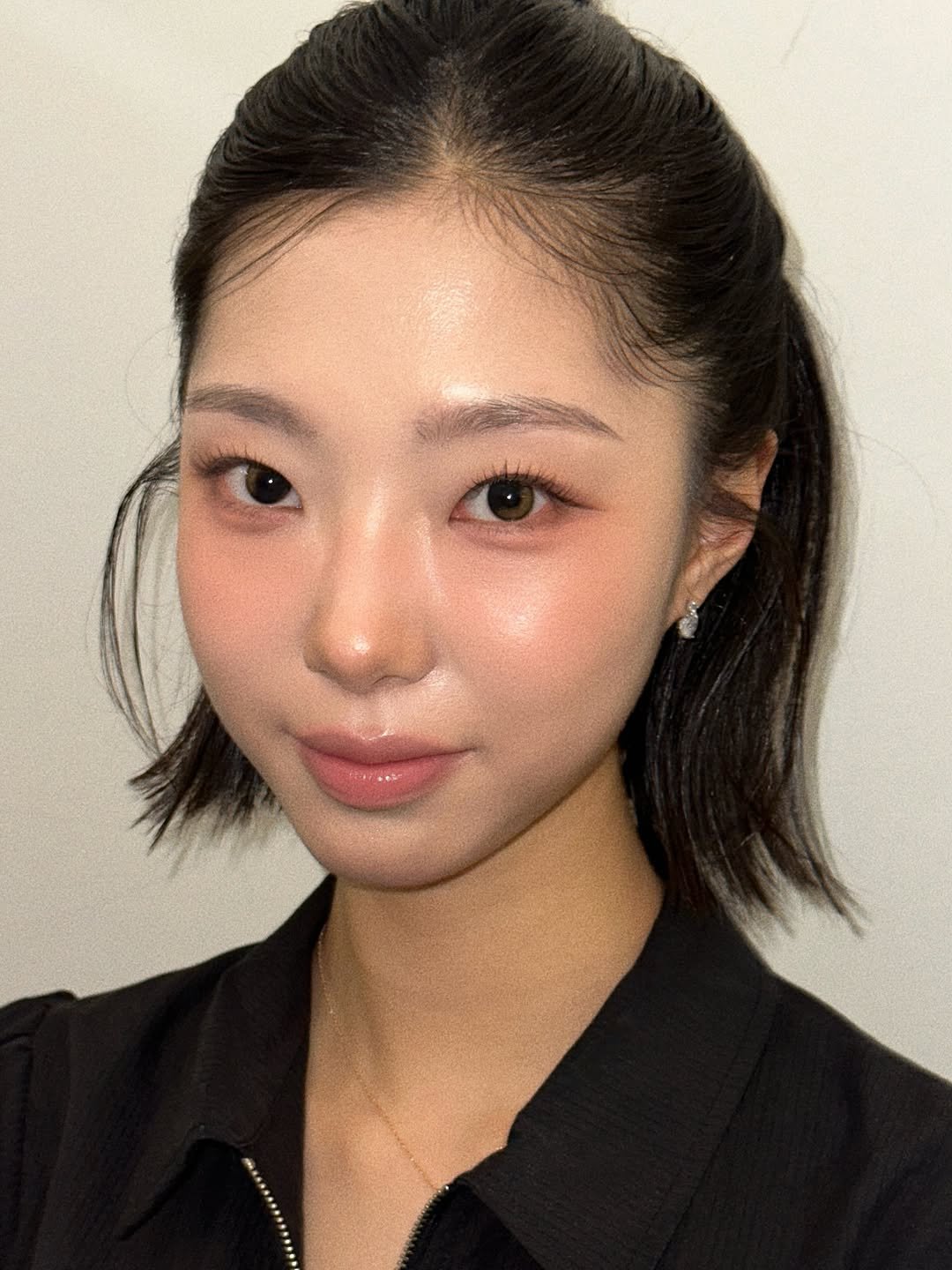 lamaison_beauty 게시물 이미지: 올 여름엔 멀멀컬러로 볼을 구워보자☀️
.
.
makeup @m_i_go222...