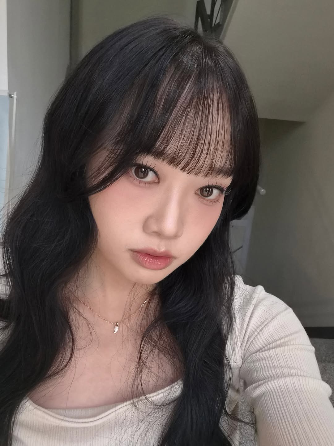 lamaison_beauty 게시물 이미지: ¬_¬

다말리고 굽고

뮤트한 말린장미 메이크업

차분한 섹시랄까...🥀