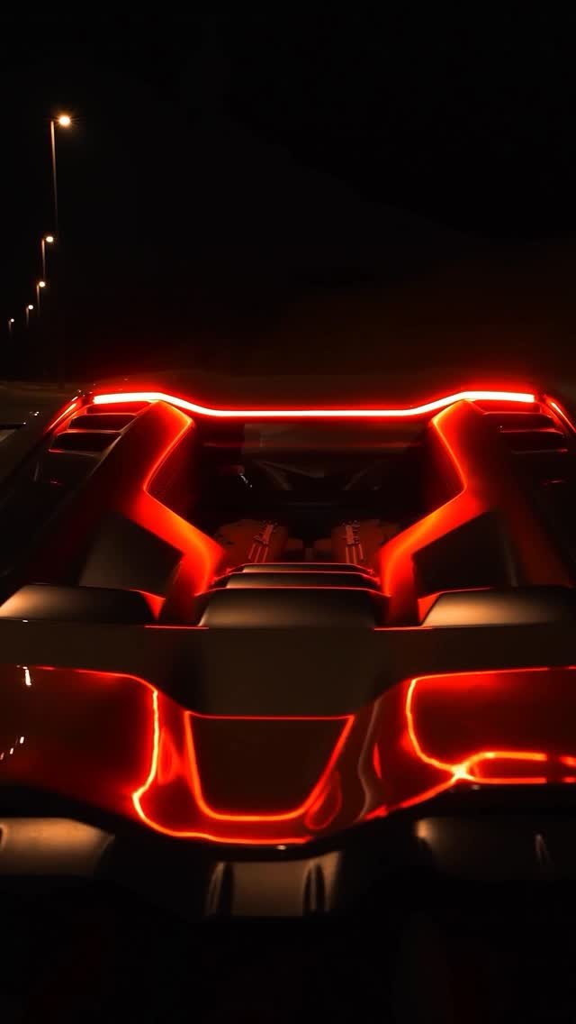 lamborghini.uae 게시물 이미지: Adrenaline in every rev, dominance in every...