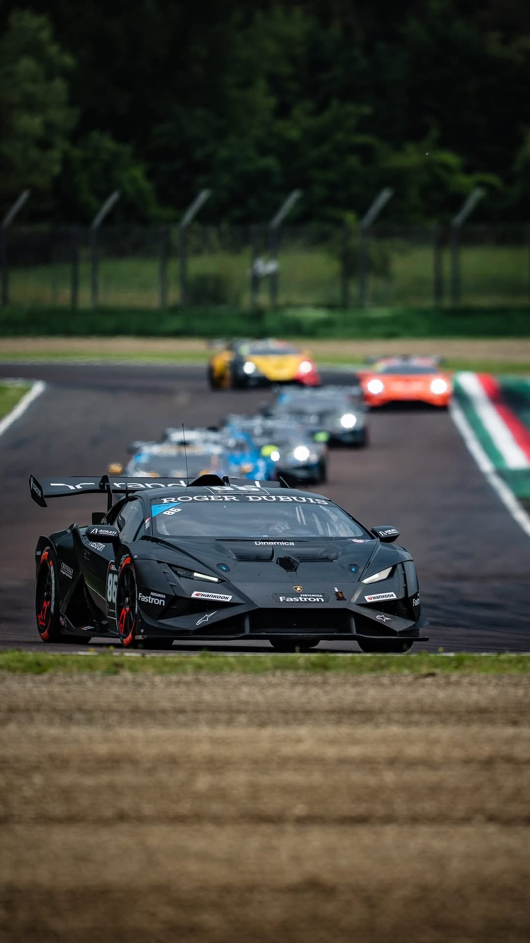 lamborghinisc 게시물 이미지: Feast your eyes, and your ears!

#Lamborghini...