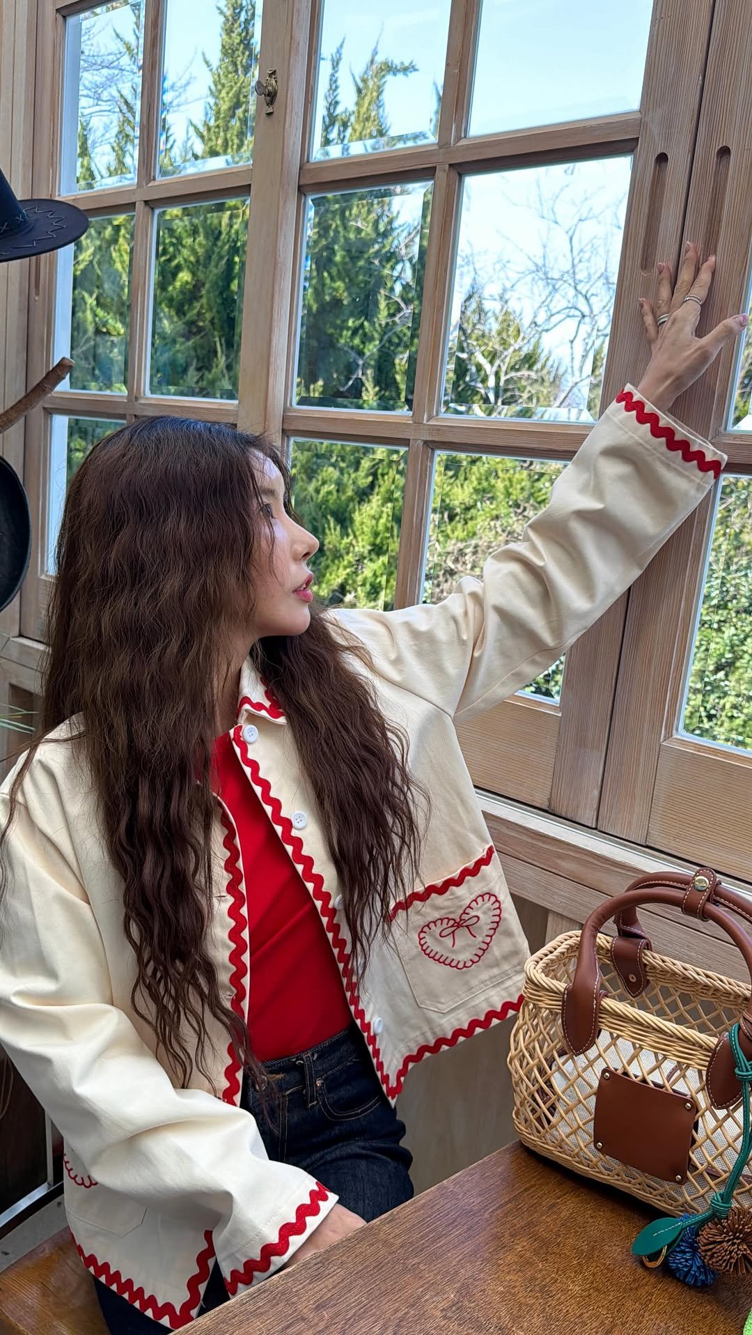 lamoda_nuriiiiiii 게시물 이미지: -
오늘 .. 오픈이 너무 많았다고 한도ㅏ...😳❤️
이것저것 너무 많으니 라이브...