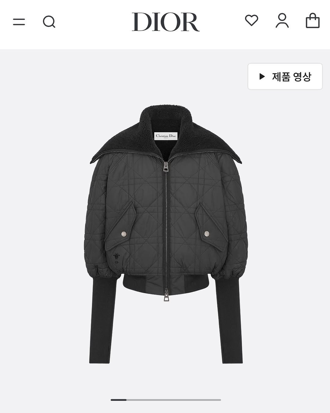 Photo by 라모다 | 무엇이든 최저가 누리 on November 14, 2025. May be an image of duffle coat, overcoat, goosedown coat, flight jacket, parka, fleece and text that says 'DIOR 제품영상 제품 영상 Chrans Dor 原量'.