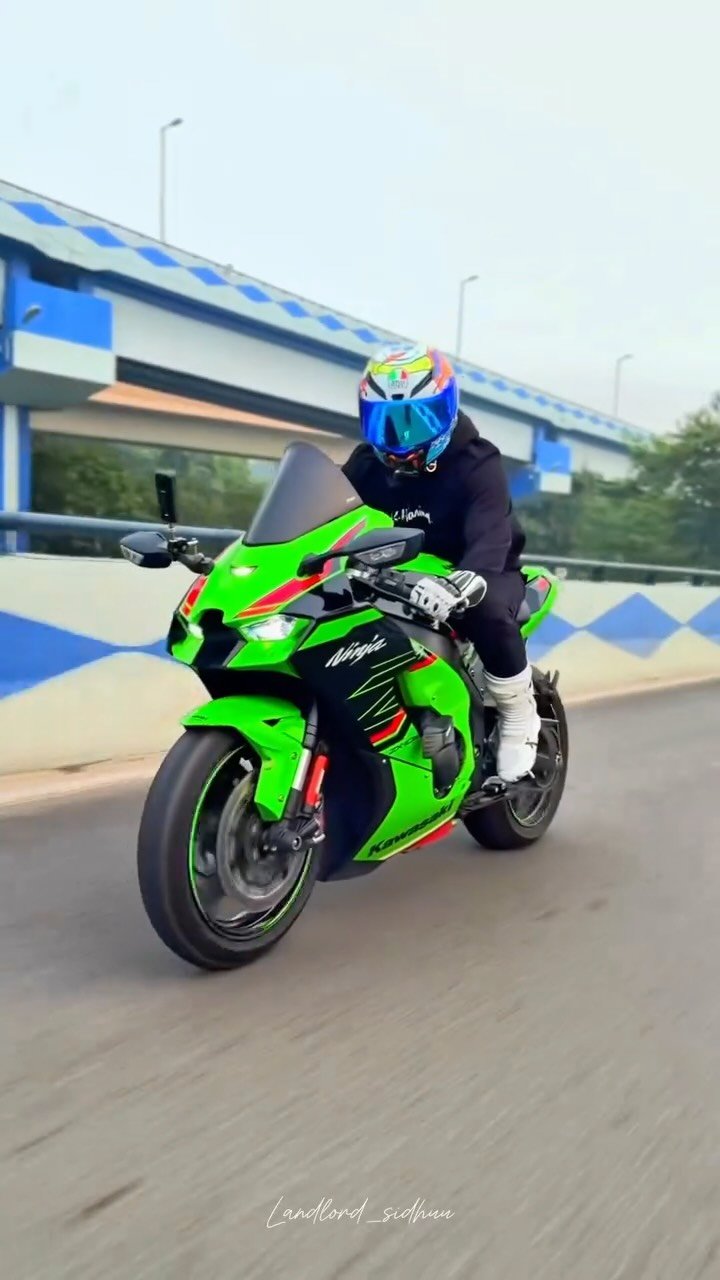 landlord_sidhuu 게시물 이미지: Kolkata Cute Public Reaction On...