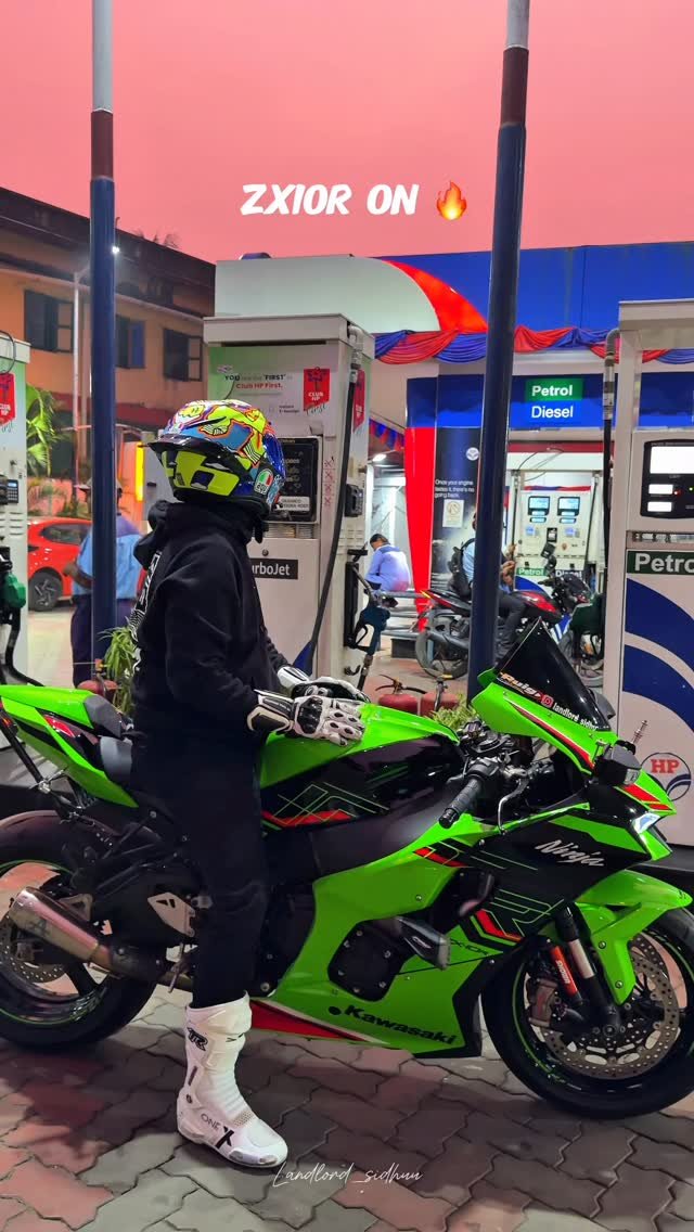 landlord_sidhuu 게시물 이미지: Only For Real Kawasaki ZX10r...