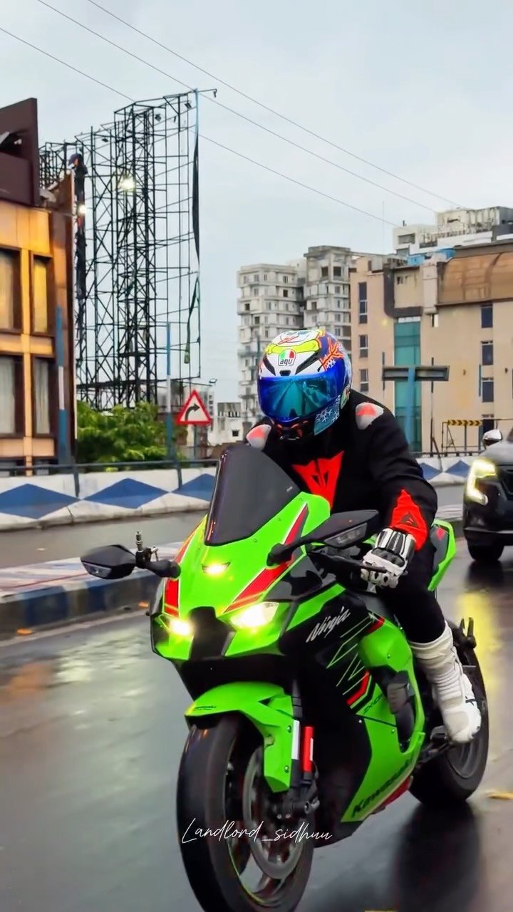 landlord_sidhuu 게시물 이미지: Ishqkamina + ZX10r 😍.
.
#trending...