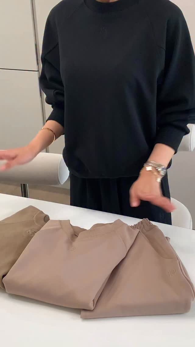 lanette__ 게시물 이미지: 몇 년 전 구매해서 너무 잘 입었던 브랜드 맨투맨..!
꼭 우리 고객님들께도...