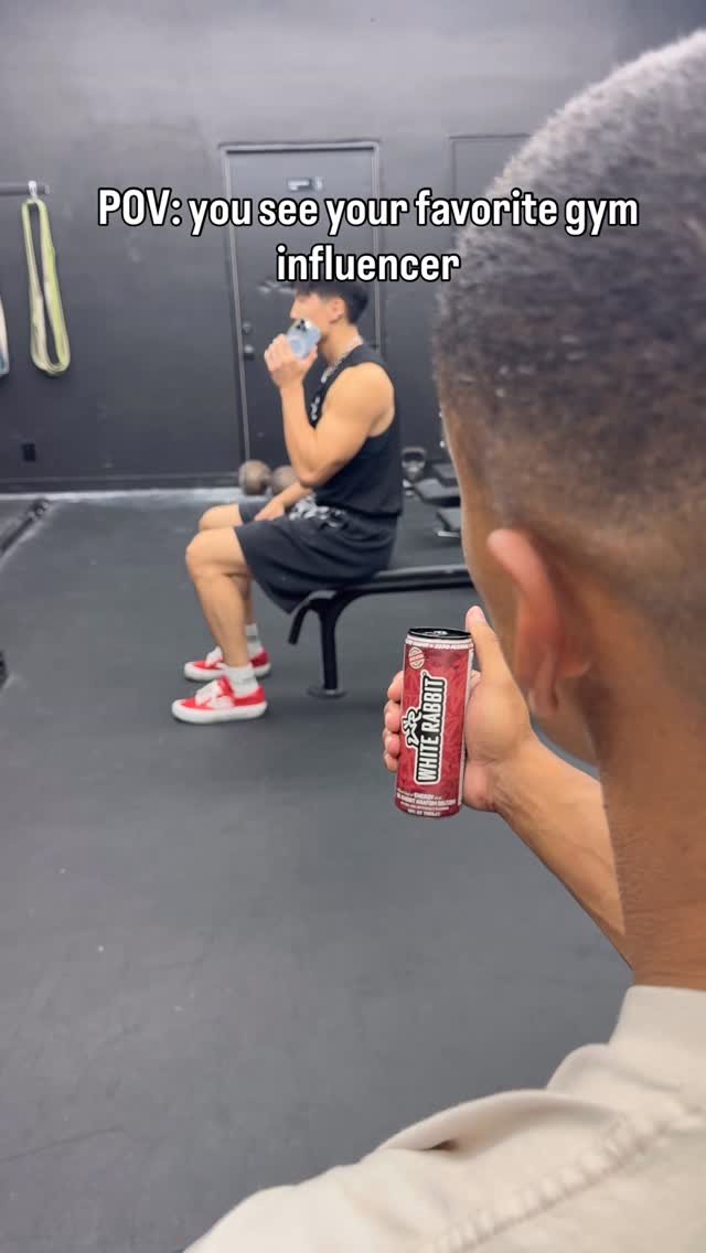 larrywheels 게시물 이미지: I don’t think he noticed @larrywheels but if...