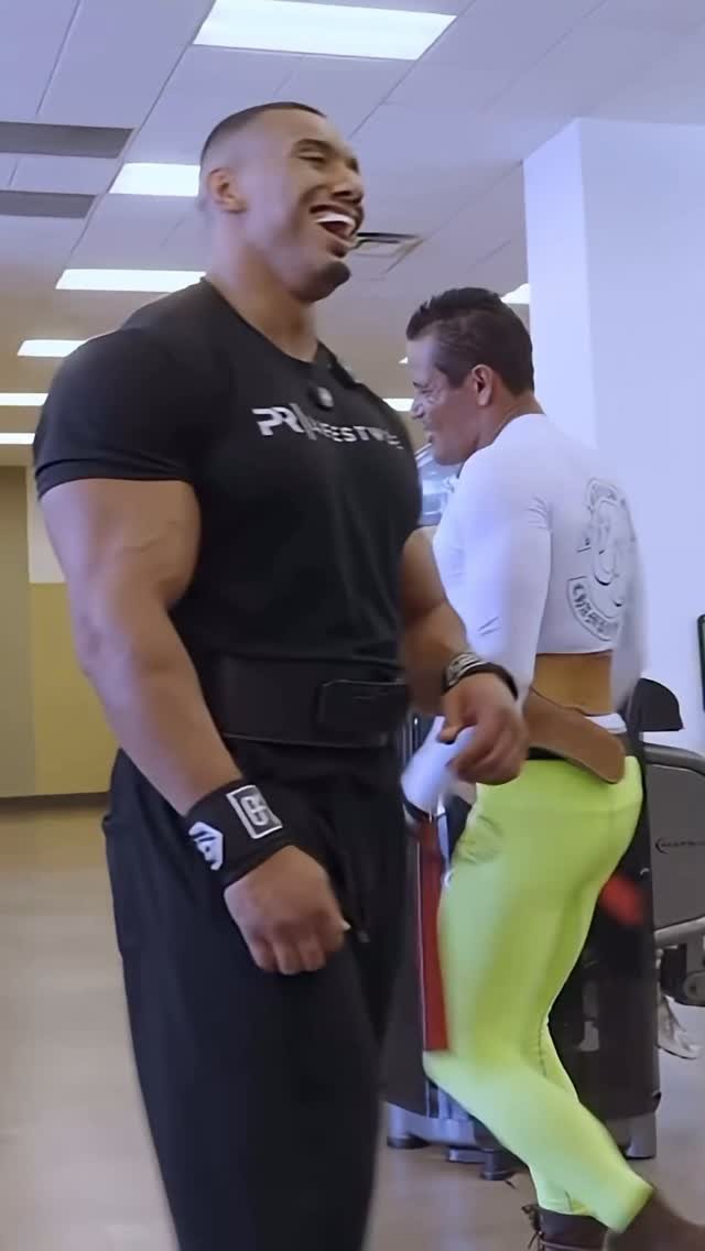 larrywheels 게시물 이미지: I was just going along with it