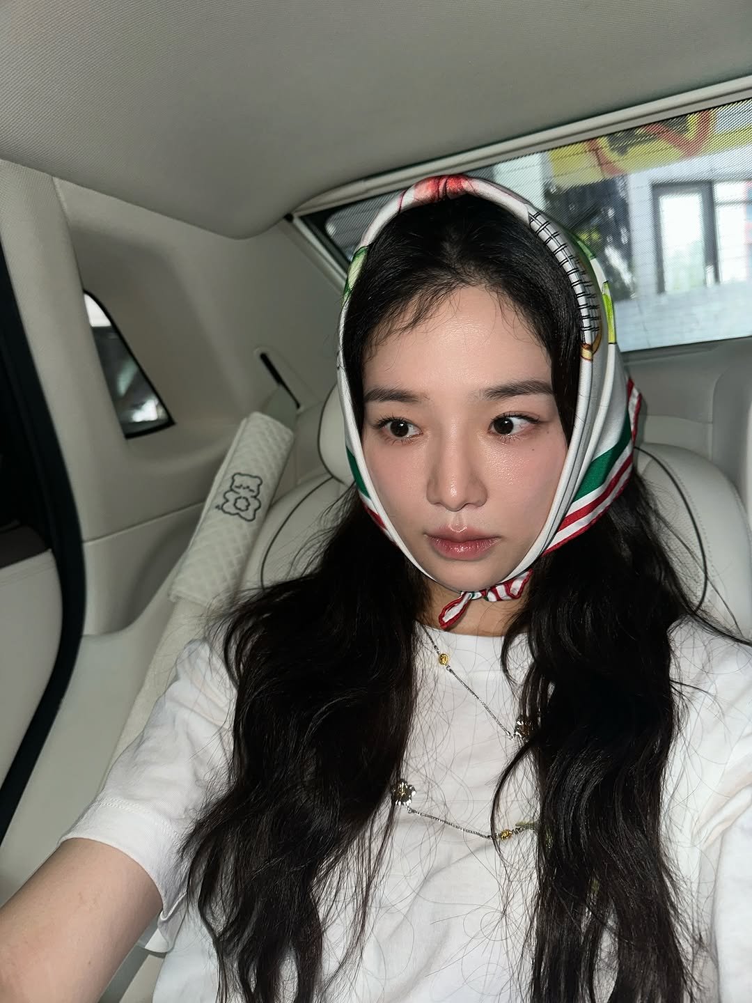 Photo by 박규영 on September 11, 2025. May be an image of 1 person, braids, headscarf, turban and text.