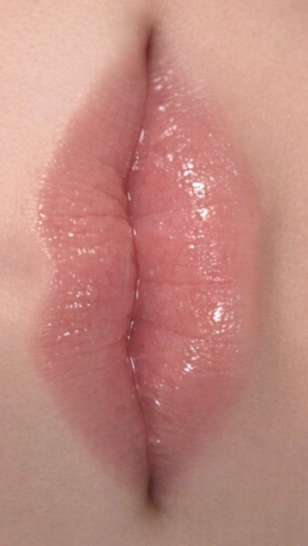lavse_beauty 게시물 이미지: “입술색이 이러면 사람이 아파 보입니다.”

립스틱을 발라도 금방 지워지고
결국...