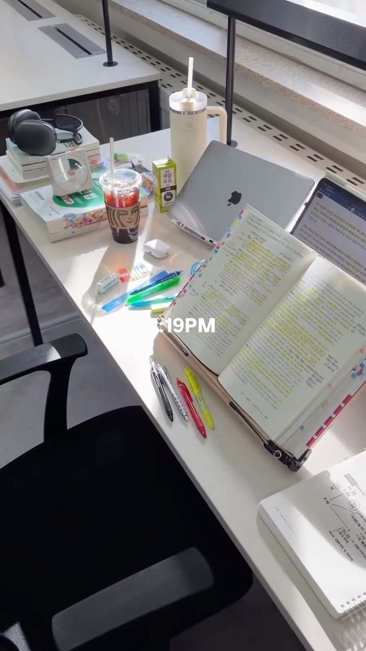 law.oo_ 게시물 이미지: 연휴