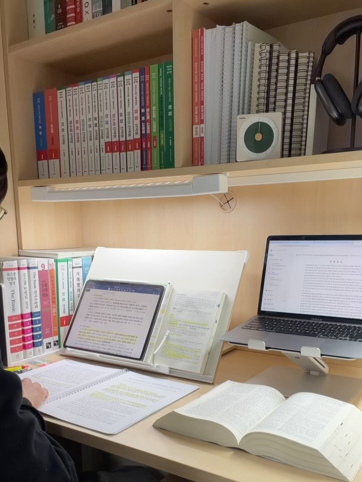 law.oo_ 게시물 이미지: 1. 사례-기록을 작성하는 수업 전날에는 해당 범위를 충분히 공부하려 한다. 
2....