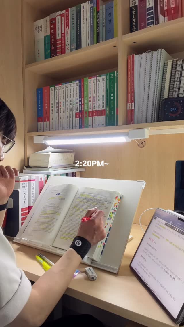 law.oo_ 게시물 이미지: 주말