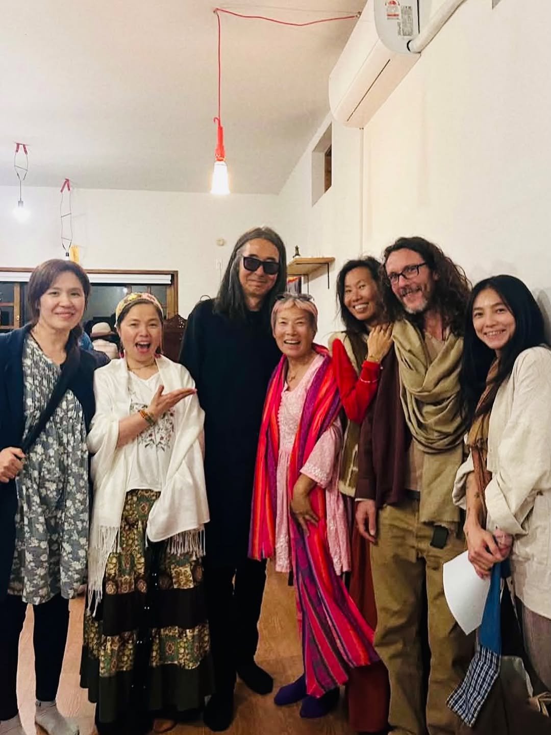 Photo shared by 레이지마마 리즈 on April 26, 2026 tagging @soonjaflower, @vidapura, @nabiyon_live, and @shiva_ryu. May be an image of barong and text.