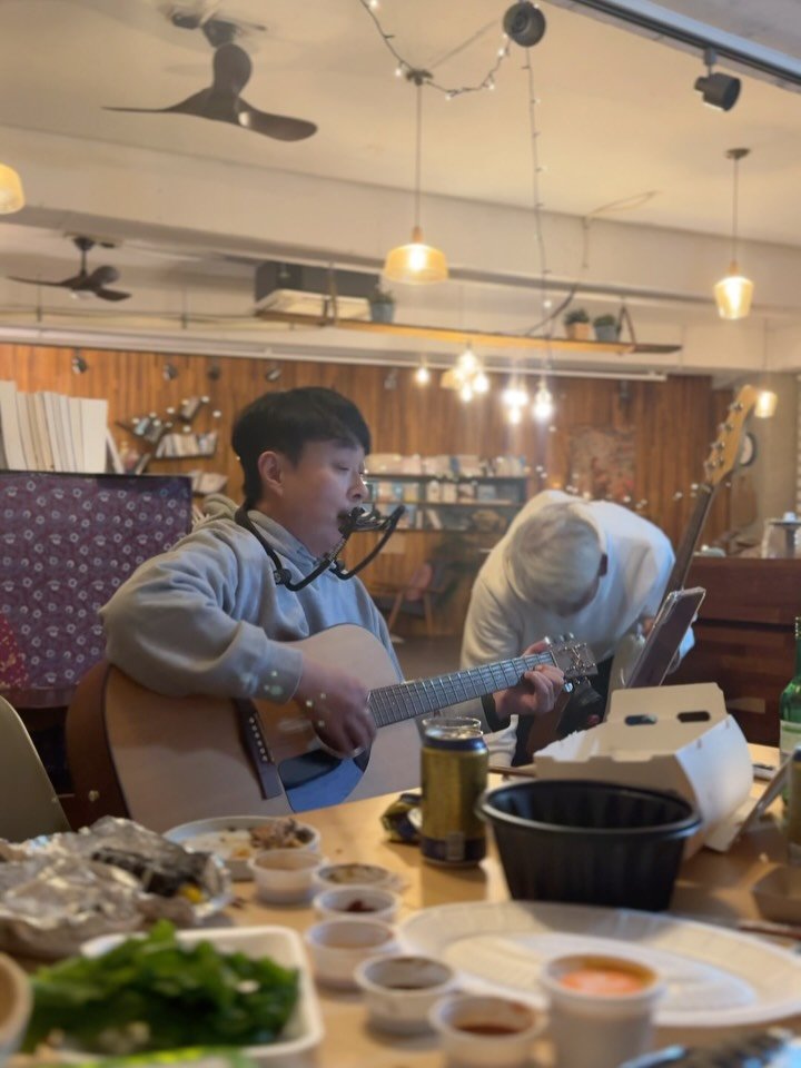 lazymama_liz 게시물 이미지: #서울자가에대기업그만둔권부장 

남편의 40년지기 친구 권pd가 벼르고 벼르던...