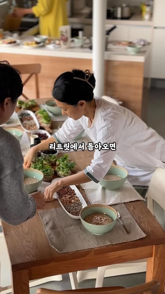 lazymama_liz 게시물 이미지: 나를 성급하게 하고
대충 아무거나 먹게하고 
일찍 잠자리에 들지 못 하게 하는 것은...