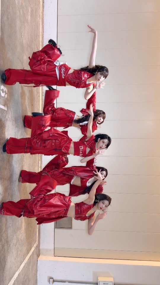 le_sserafim 게시물 이미지: SPAGHETTI gone crazy 🤪