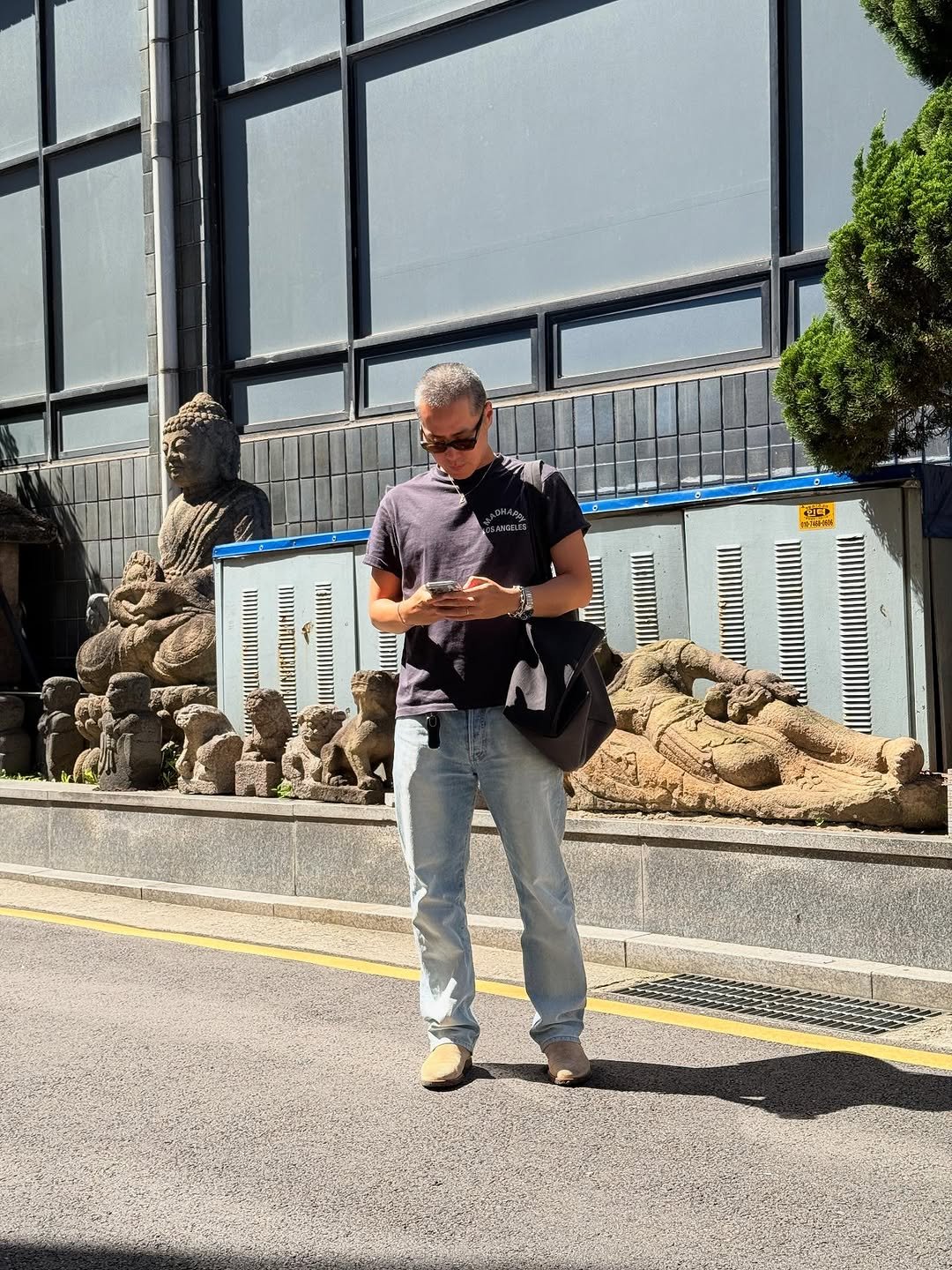 Photo shared by 런업 ランアプ on September 12, 2025 tagging @idr.clothing. May be an image of 1 person, standing and text.