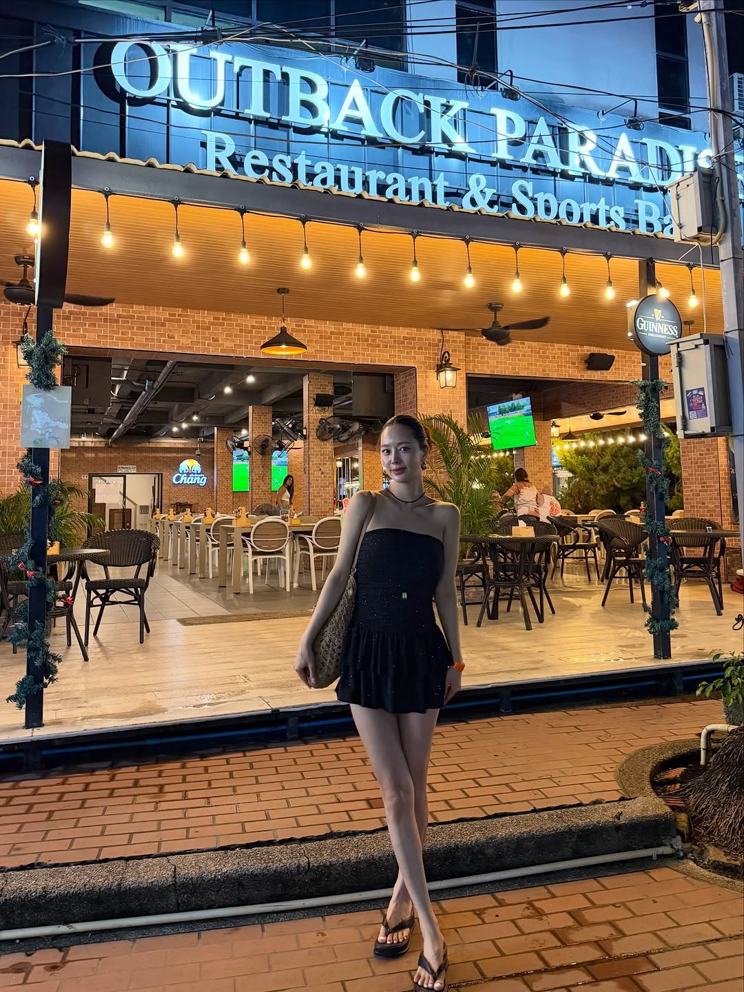 lee.yu.na 게시물 이미지: 사진은 뒤죽박죽 이지만 비행기표 바꿀 정도로 재밌는 푸켓🇹🇭🖤
