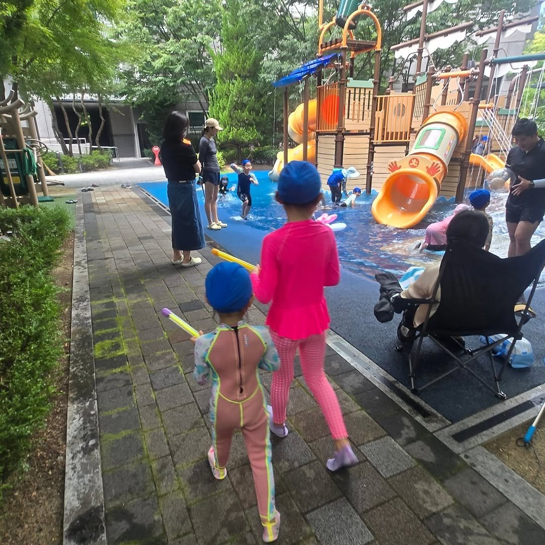 Photo by Huikyeong Lee on July 26, 2025. May be an image of 9 people and baby.