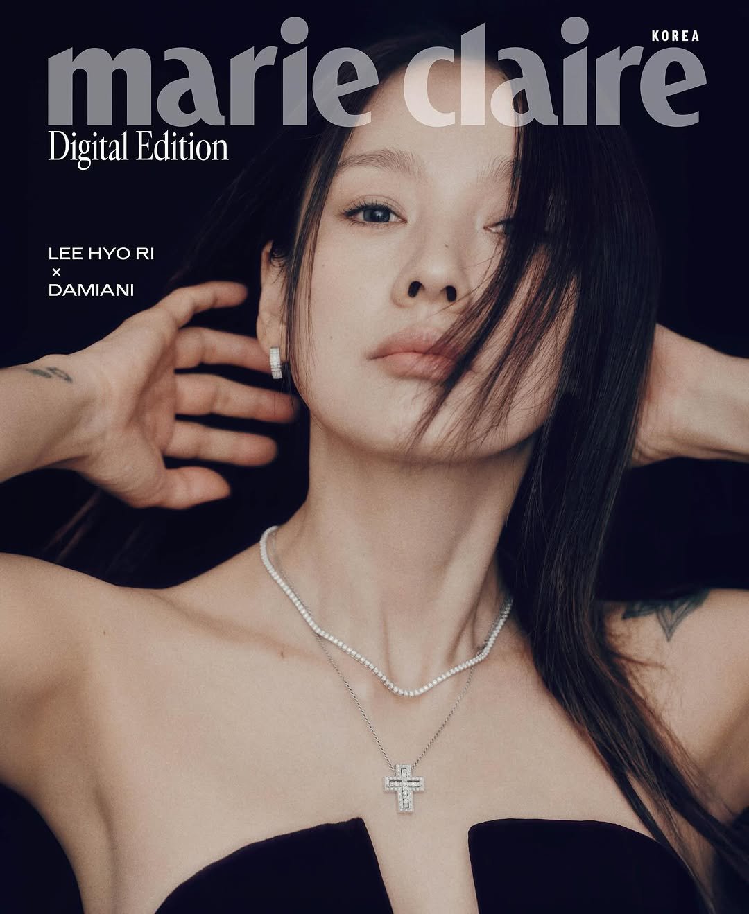 Photo shared by 이효리 on May 26, 2025 tagging @____leejii, @marieclairekorea, @won850318, @damianiofficial, and @parkchangdae.