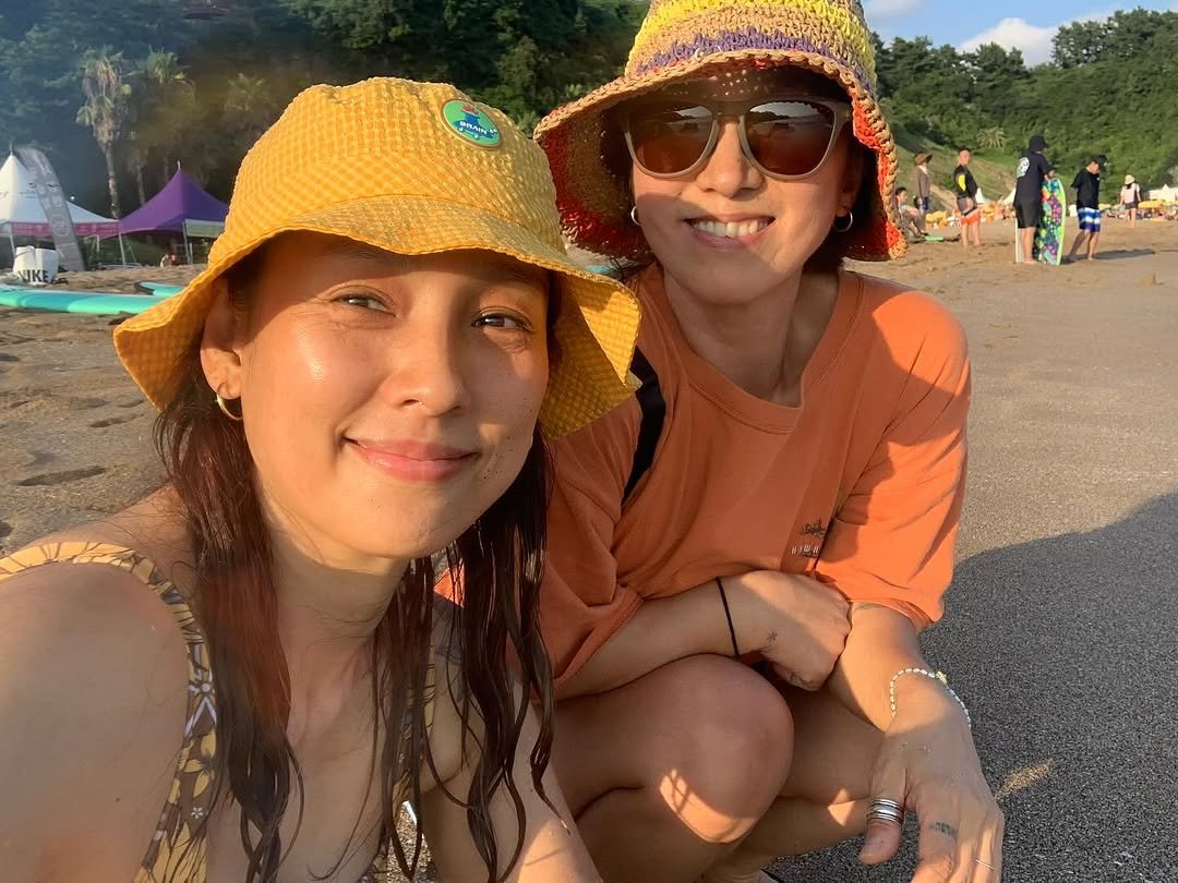 Photo shared by 이효리 on August 11, 2024 tagging @aelee_k3.