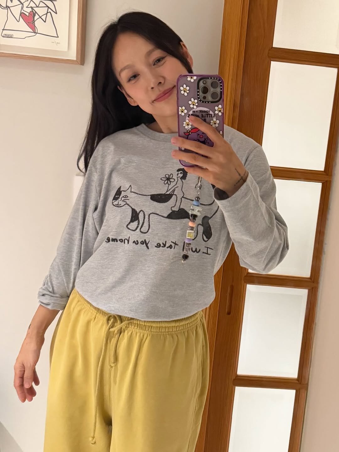 Photo shared by 이효리 on October 10, 2025 tagging @goods.for.animals.