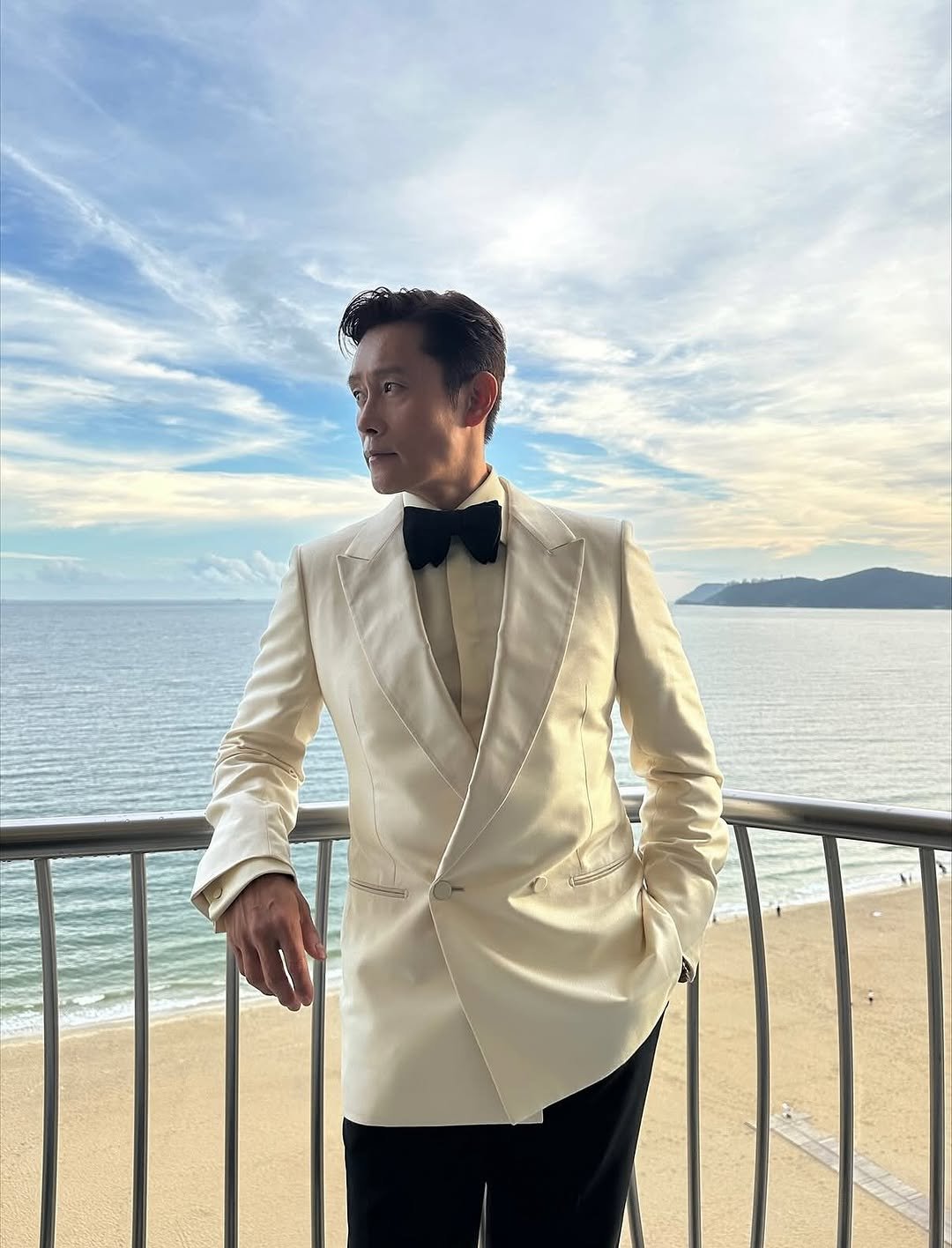 Photo shared by Lee Byung Hun on September 17, 2025 tagging @byunghun0712. May be an image of one or more people, suit, dinner jacket, bowtie, barong and blazer.