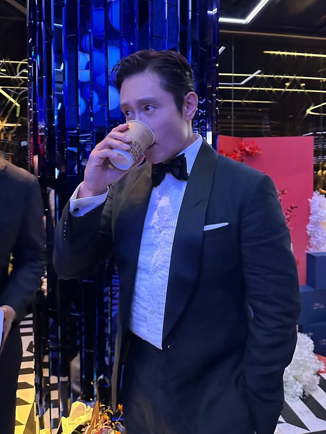 Photo shared by Lee Byung Hun on July 18, 2025 tagging @byunghun0712, and @bluedragonawards.