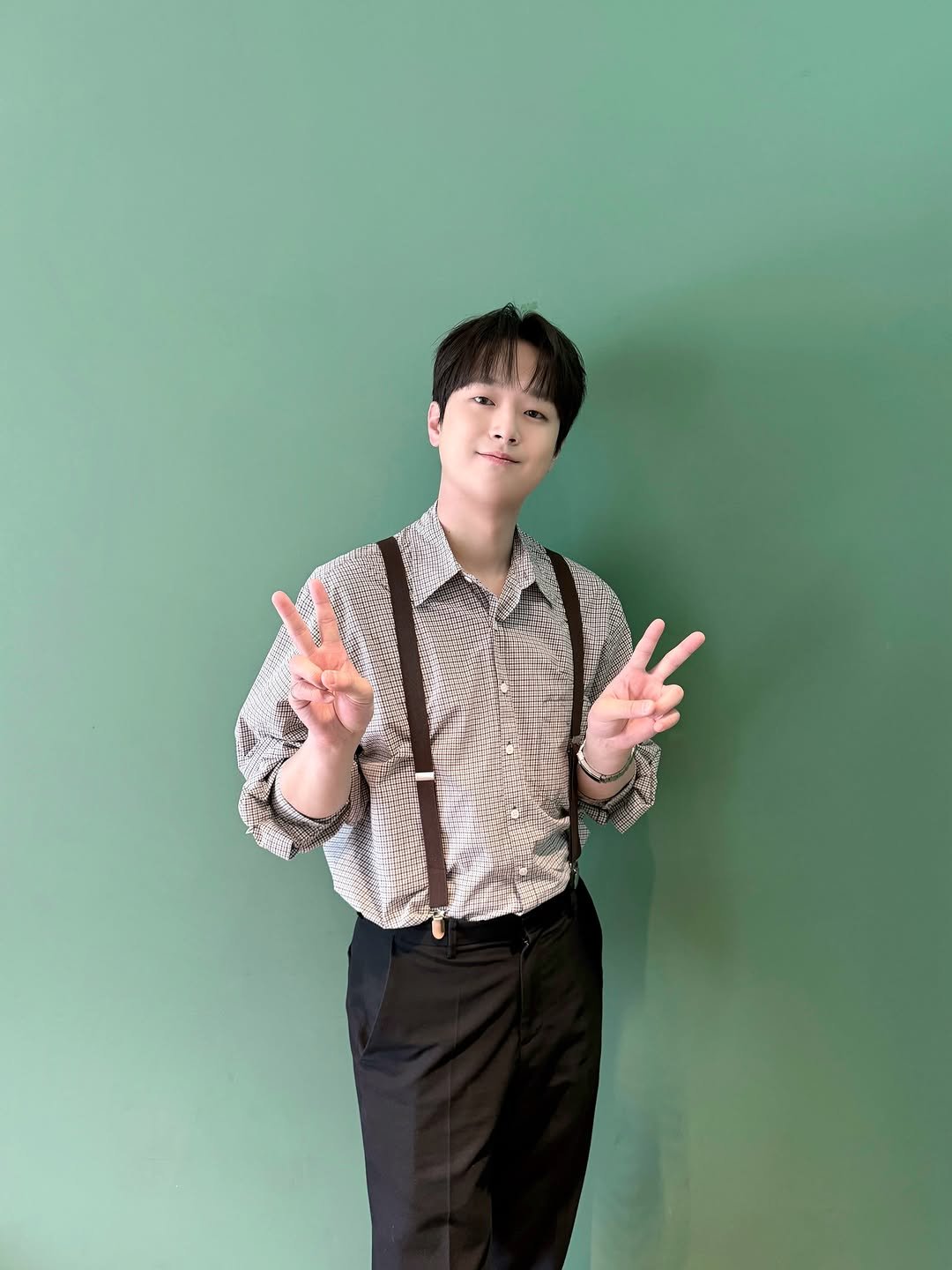 leechanwon_official 게시물 이미지: 📸 찬또그래퍼 📸

<톡파원 25시> 멜빵또가
내 햇살이다...