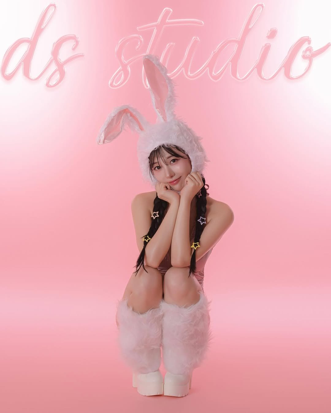 Photo shared by 쏘블리ღ🤍 on September 05, 2025 tagging @yangyong_page, and @dsstudio__. May be an image of 1 person and text that says 'ds sadio'.
