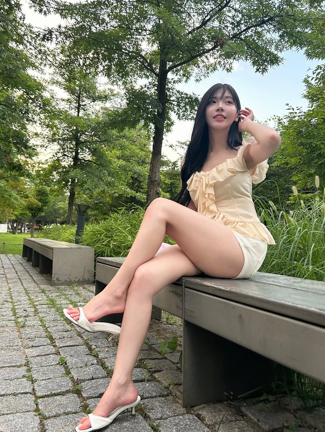 leeesovelyz 게시물 이미지: 비가 몇번을 오는거야아 이제 진짜 여름인가봐 🌿🌱