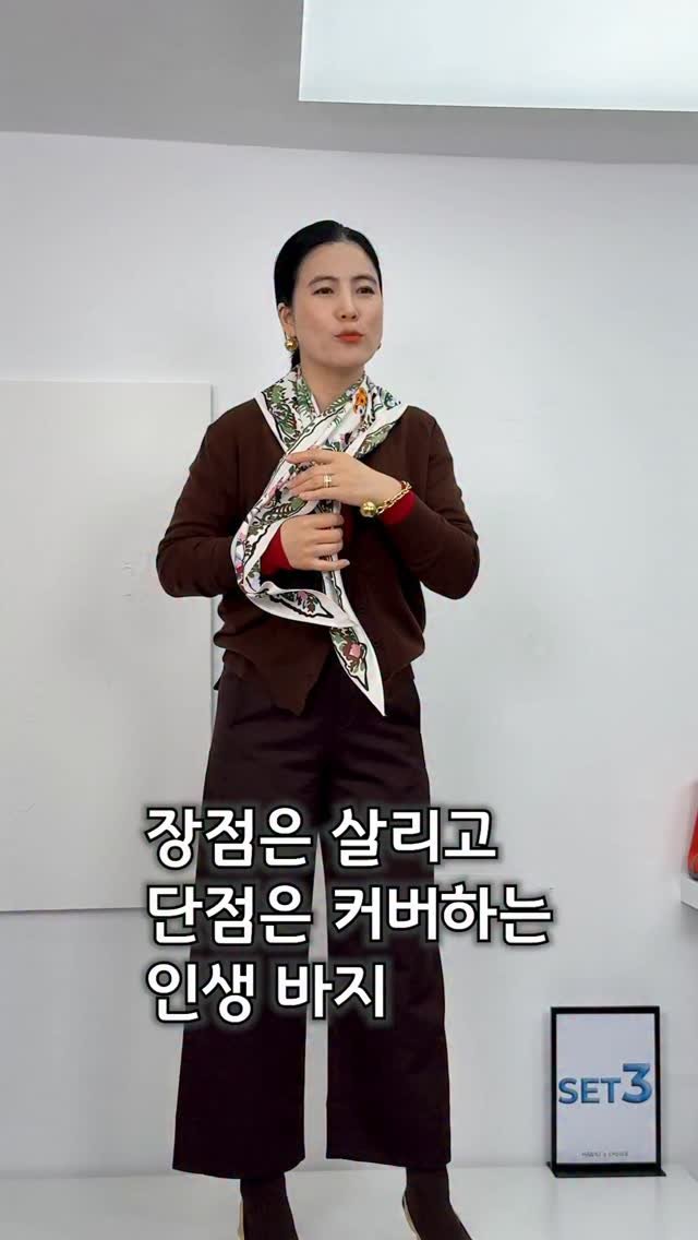 leehaeri_haerischoice 게시물 이미지: 매주 수요일 저녁 8시는 혜리스초이스 라이브 방송!✨

한 해 입고 버릴 옷이...