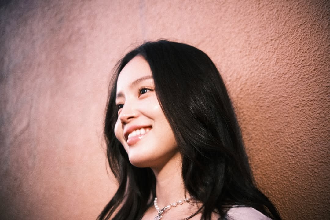 leehi_hi 게시물 이미지: NOW Released On Every Platform 🎀

[2 EASY 2 BE...