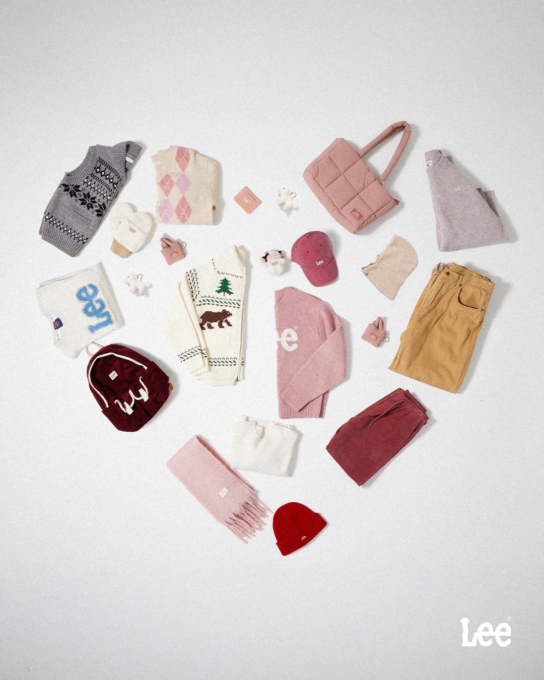 Photo by Lee Jeans KOREA on December 08, 2025. May be an image of purse, pouch and text.