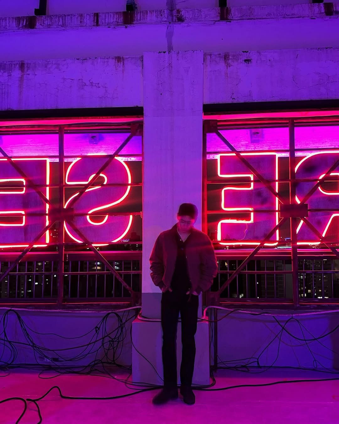 Photo by 이제훈 on November 21, 2025. May be an image of standing, lighting, lightbulb and text.