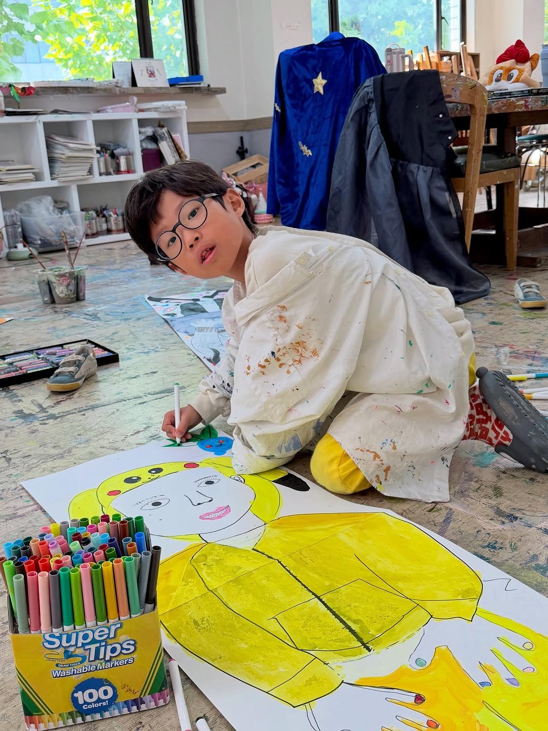 Photo shared by 이시영_Lee Si Young (actress)🇰🇷 on October 25, 2025 tagging @childrenart.kr. May be art of child and text.