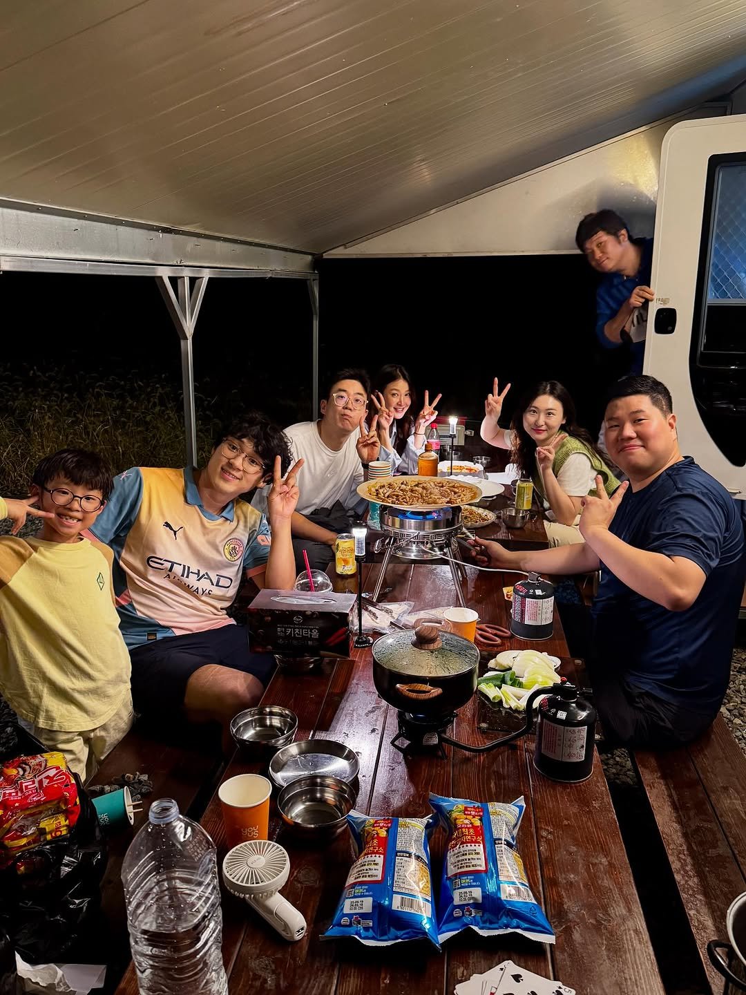 Photo shared by 이시영_Lee Si Young (actress)🇰🇷 on October 14, 2025 tagging @nano_fficial, @god97_414, @mokzalnam__, @o_ming_d, and @25_98lh. May be an image of campsite, bus and text.