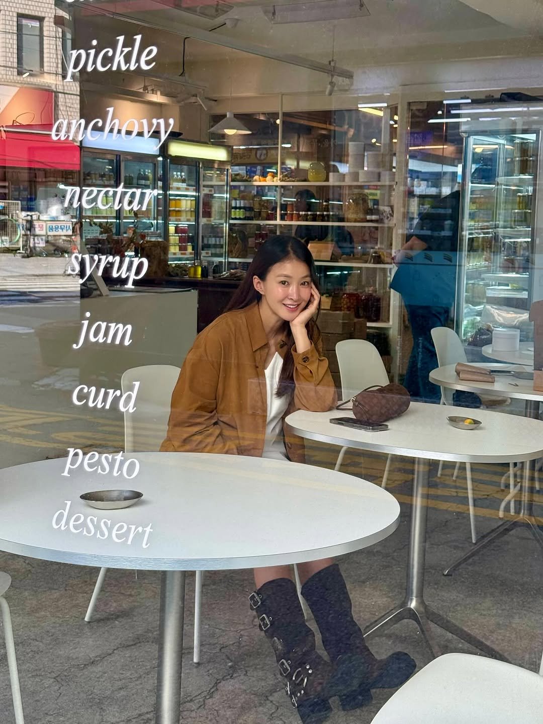 Photo by 이시영_Lee Si Young (actress)🇰🇷 on October 18, 2025. May be an image of gelato, cornflower and text that says 'pickle anchovy nectar អឡ្ល 품용위시 57 syrup jam curd pesto dessert'.