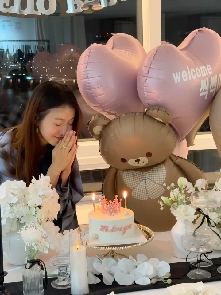 leesiyoung38 게시물 이미지: 😭🥹🩵
진짜…상상도 못했는데.. 이런 서프라이즈라니ㅠㅠㅠ
너무 고마워🙏🏻
평생...