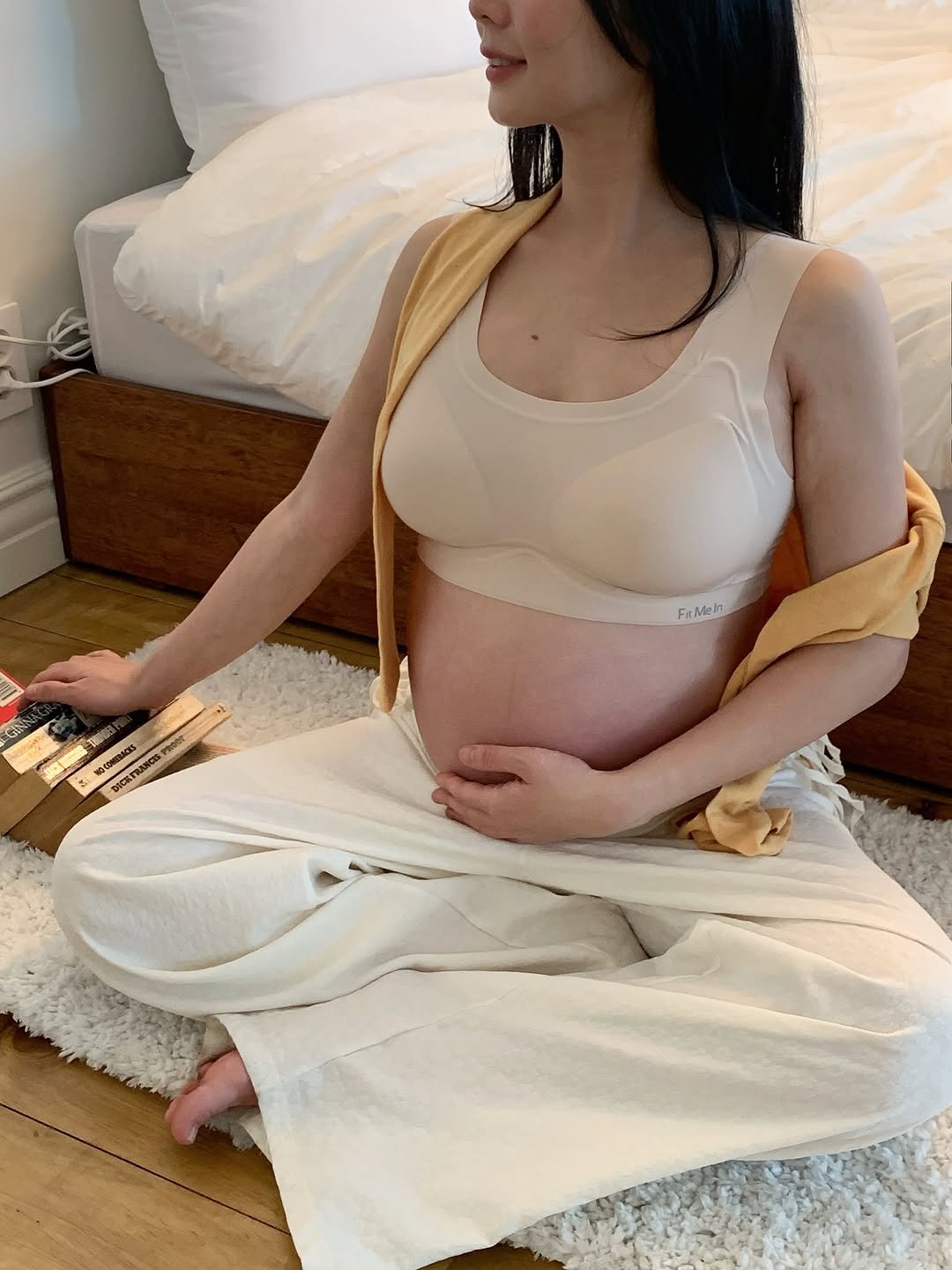 Photo shared by 이유데이 on June 23, 2025 tagging @yoobohwa, and @leeyooday.