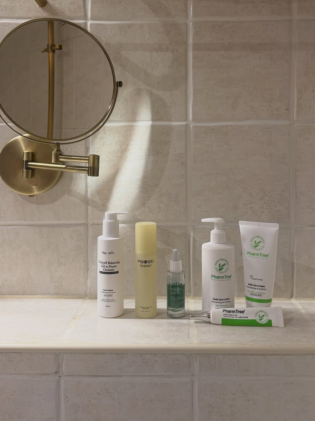 Photo shared by 이유데이 on February 17, 2026 tagging @yoobohwa, and @leeyooday. May be an image of hair product, hand cream, lotion, faucet and text.