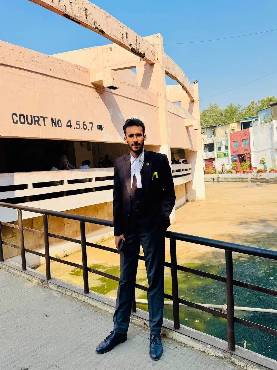 Photo by Advocate Umar Ali in Gurugram District Courts. May be an image of one or more people, people standing, suit, outdoors and text that says 'COURT No COURTN04.5.6.7 4.5.6.7 ECERE'.