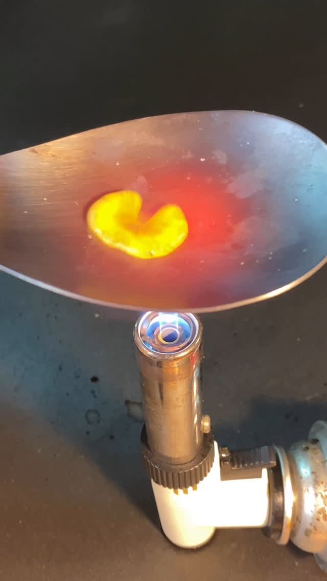 legendary_spoon 게시물 이미지: 뜨거운 숟가락 위에서 증발시키기 (18) 애플망고