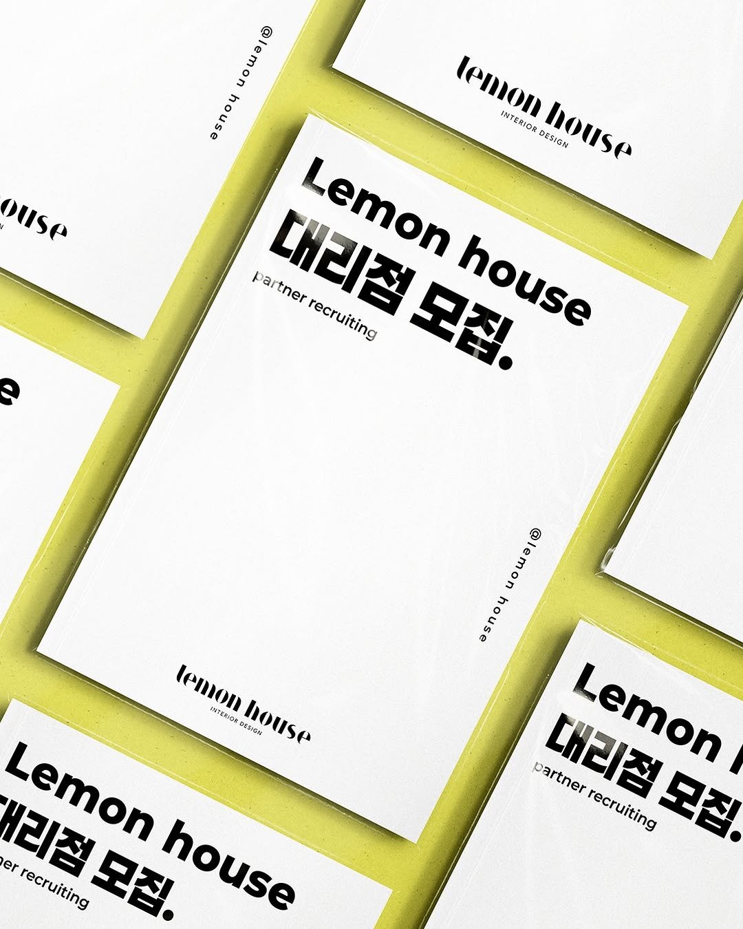 Photo by 레몬하우스 인테리어 on February 11, 2026. May be an image of ‎lemonade and ‎text that says '‎omomo snoy DuSP Duse lemon INTERIOR housp house partner 대리점 Lemon recruiting 모집. house ecruiting כ lenion と2かり2 DESISN house ងិនអក្ទេស 海工紹か1の袋 Bouse 태리점모집 리킨도리 recruiting recruiting Lemon er house Lemon vartner 대리점모집 대리린모집 recruiting recruiting‎'‎‎.